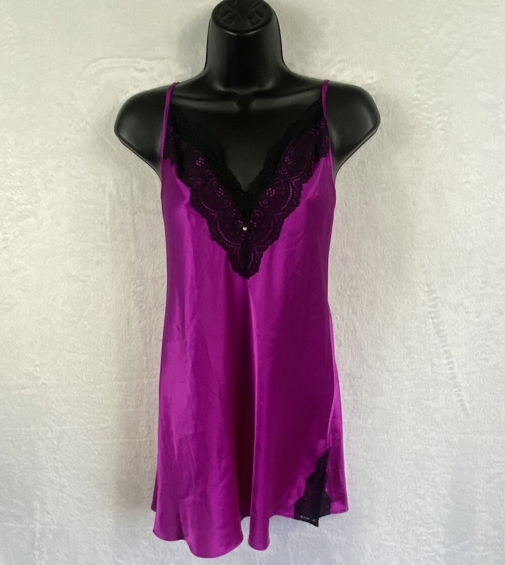 Victorias Secret Satin Slip Dress Nightie Women’s S Berry Lace Trim Some Tags